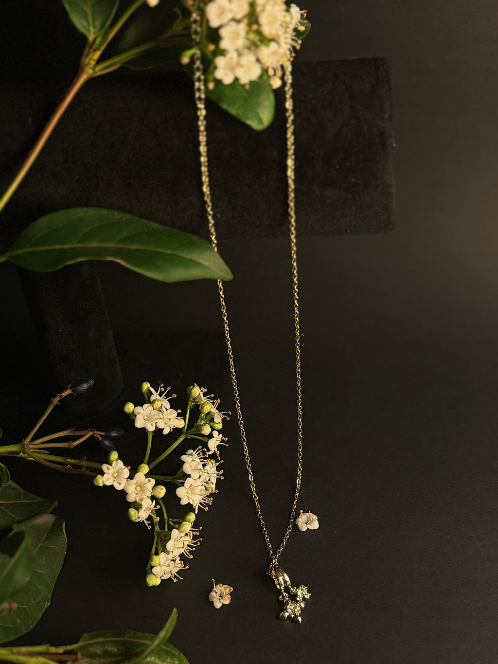 Galánta Necklace