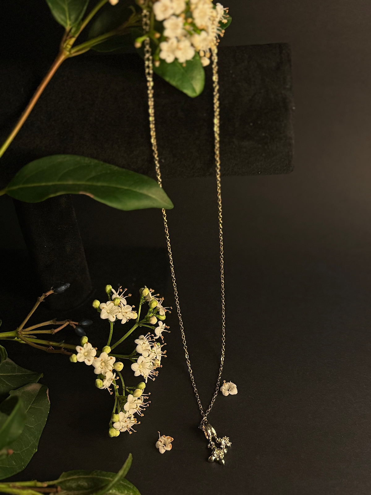 Galánta Necklace