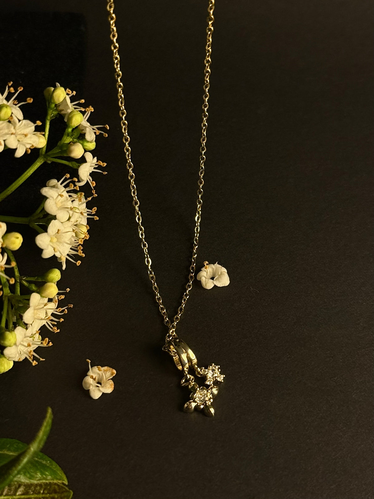 Galánta Necklace